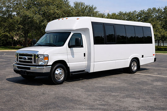 18-passenger minibus rental Bowling Green TX
